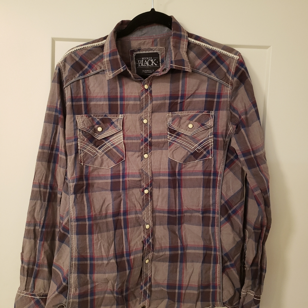 Buckle black plaid shirt